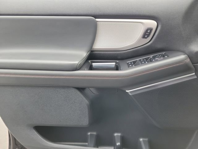 Certified 2025 Ford Expedition Active AWD/4WD image 19