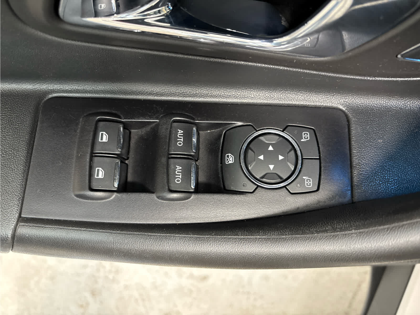 Certified 2018 Ford Taurus Limited AWD/4WD image 18