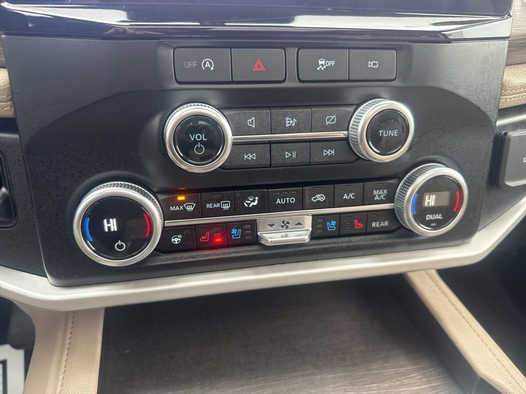 Certified 2024 Ford Expedition Max Limited image 27