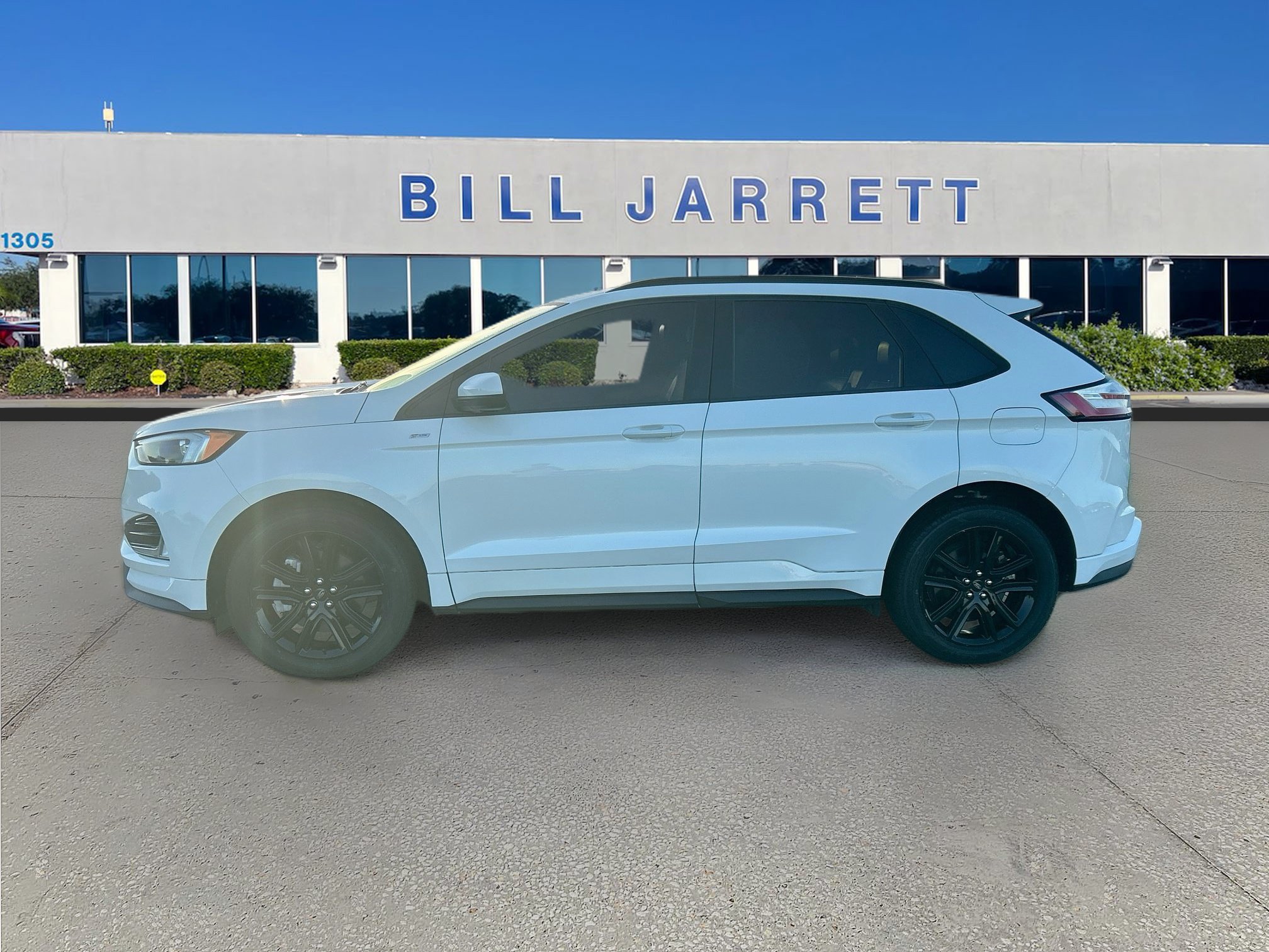 Certified 2022 Ford Edge ST-Line AWD/4WD image 4