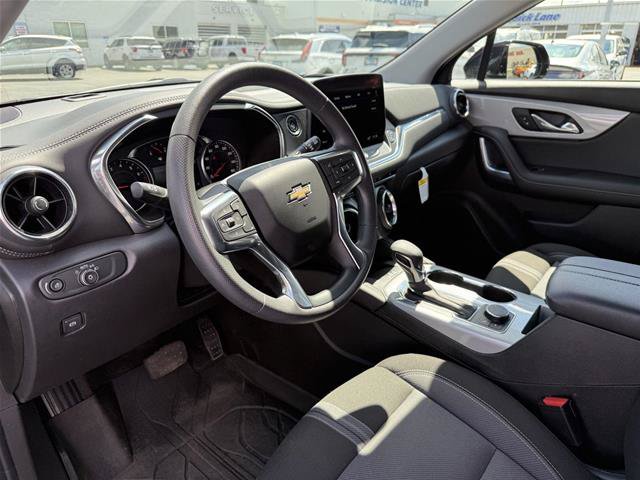 Used 2024 Chevrolet Blazer LT w/ Convenience Package AWD/4WD image 9