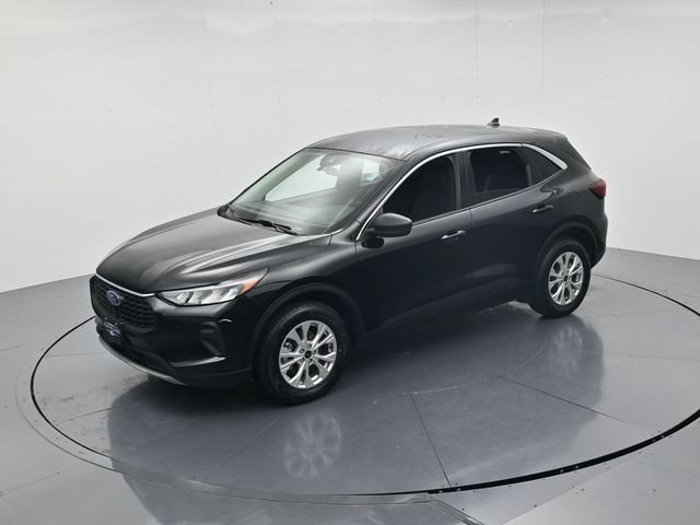 Certified 2024 Ford Escape Active AWD/4WD image 45