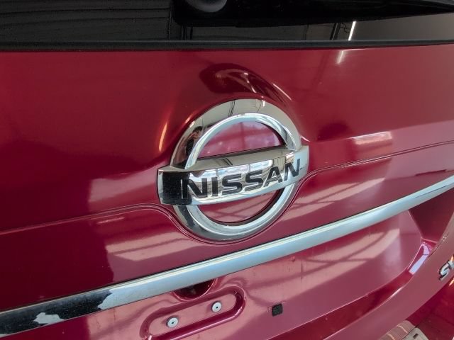 Used 2017 Nissan Rogue SV AWD/4WD image 31