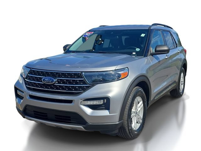 Certified 2021 Ford Explorer XLT w/ Equipment Group 202A AWD/4WD image 2