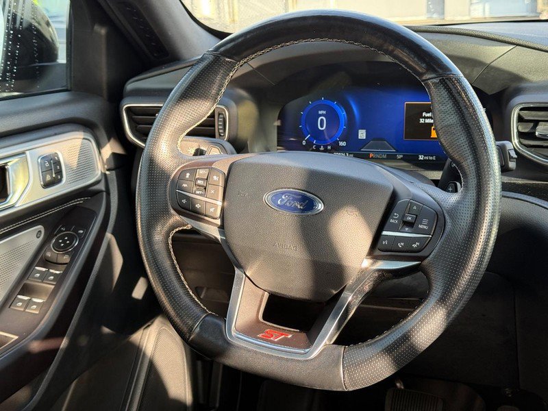 Certified 2020 Ford Explorer ST w/ ST Street Pack image 18