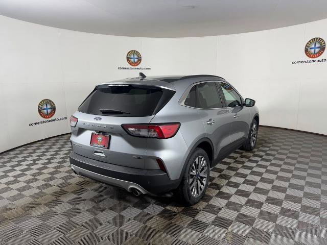 Certified 2022 Ford Escape Titanium AWD/4WD image 18