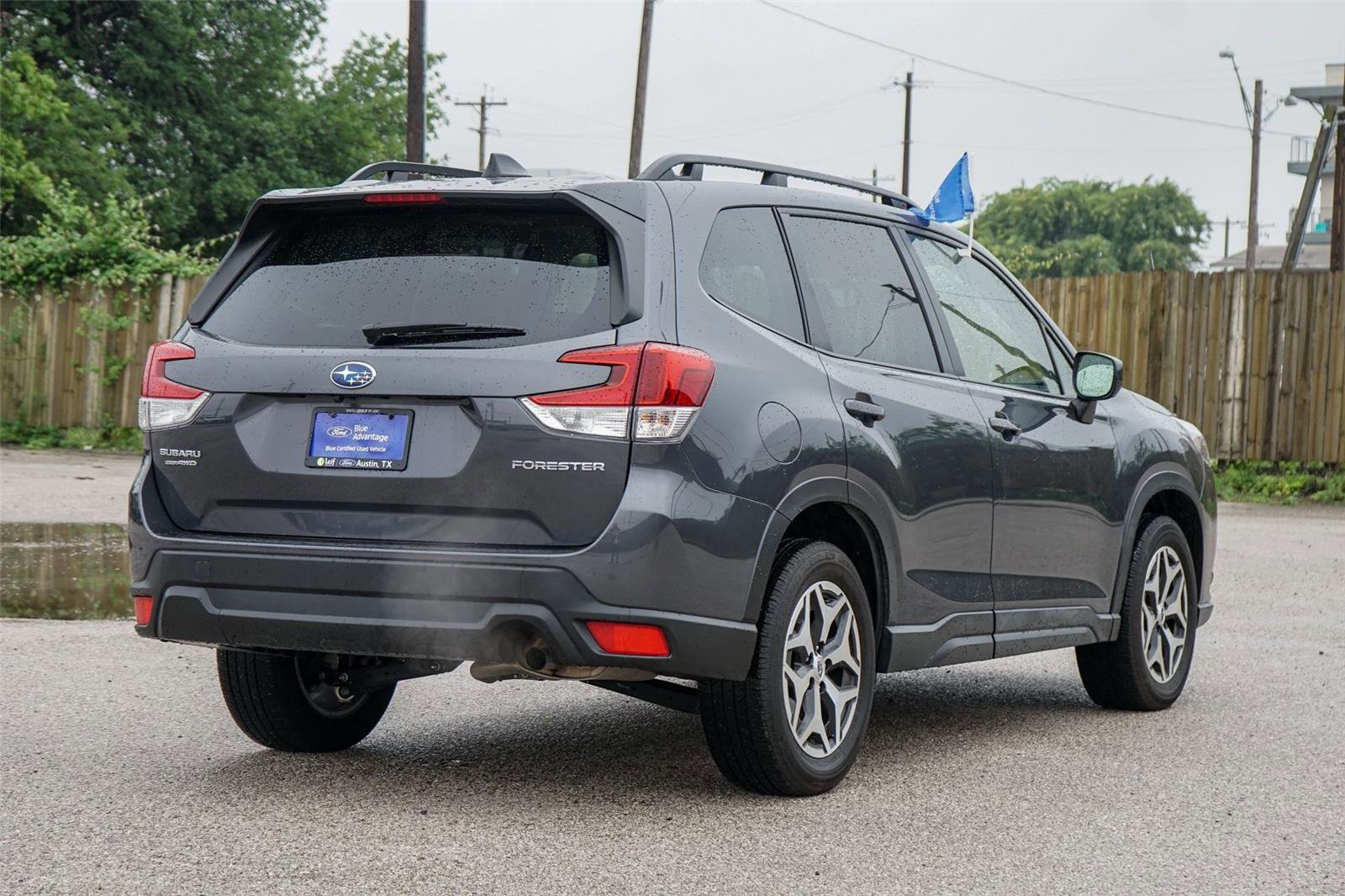 Used 2024 Subaru Forester Premium AWD/4WD image 3