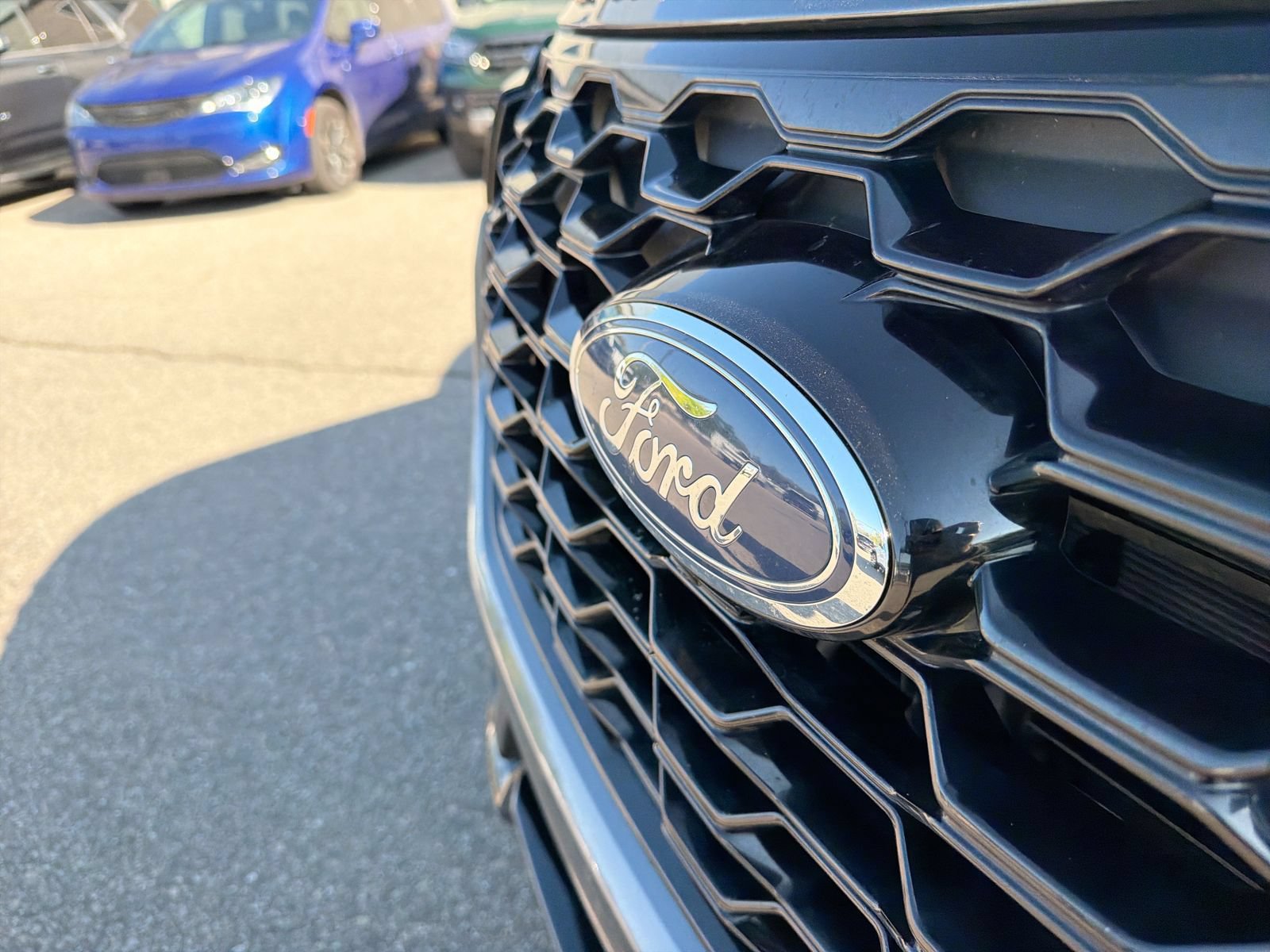 Certified 2025 Ford Explorer ST-Line AWD/4WD image 16