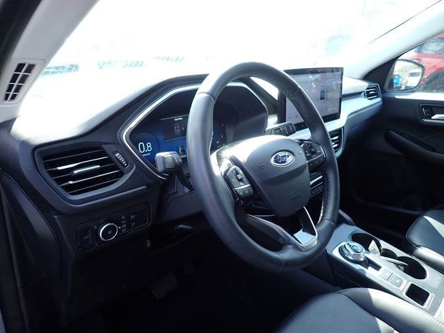 Certified 2023 Ford Escape Platinum AWD/4WD image 16
