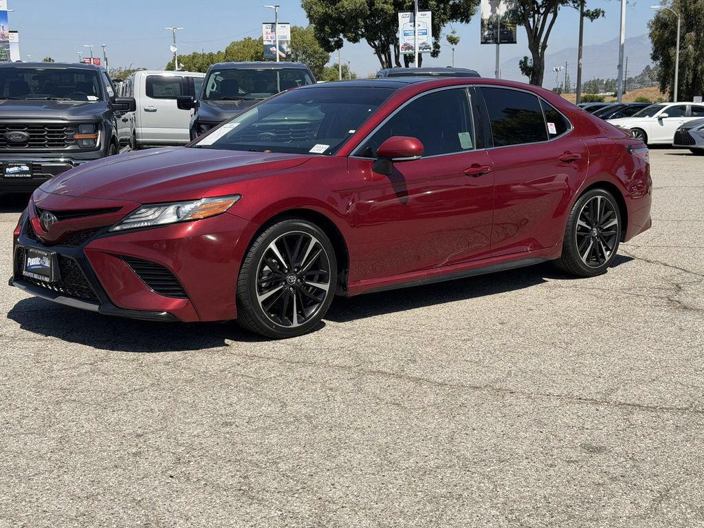 Used 2018 Toyota Camry XSE w/ Driver Assist Package FWD image 3