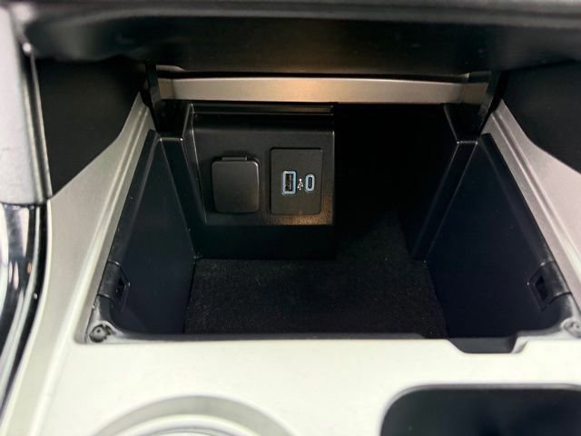 Certified 2022 Ford Explorer ST w/ Equipment Group 401A image 31