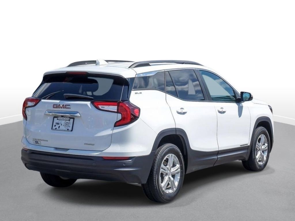 Used 2024 GMC Terrain SLE w/ Driver Convenience Package AWD/4WD image 8