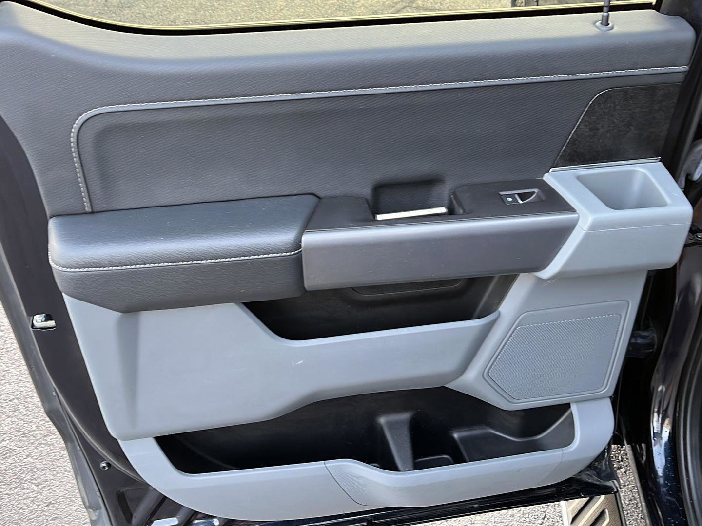 Certified 2021 Ford F150 XLT w/ Equipment Group 302A High image 37