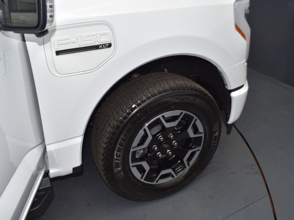 Certified 2023 Ford F150 Lightning XLT image 18