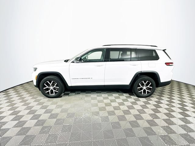 Used 2023 Jeep Grand Cherokee L Limited AWD/4WD image 7