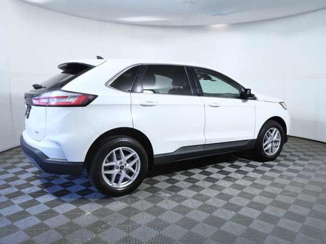 Certified 2024 Ford Edge SEL w/ Convenience Package AWD/4WD image 8