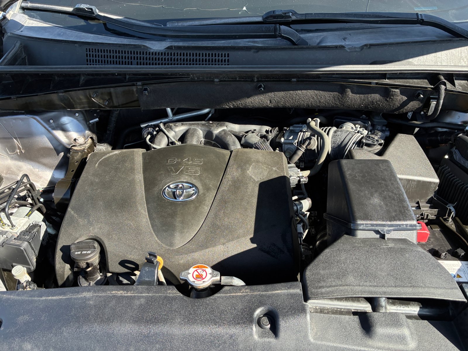 Used 2019 Toyota Highlander XLE AWD/4WD image 22