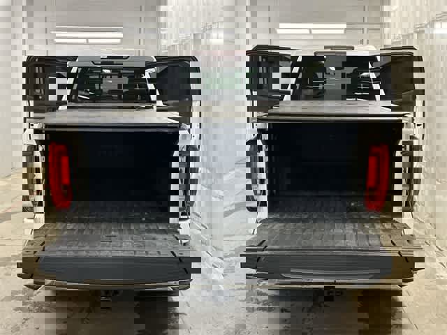 Used 2019 GMC Sierra 1500 SLT w/ SLT Convenience Package image 27