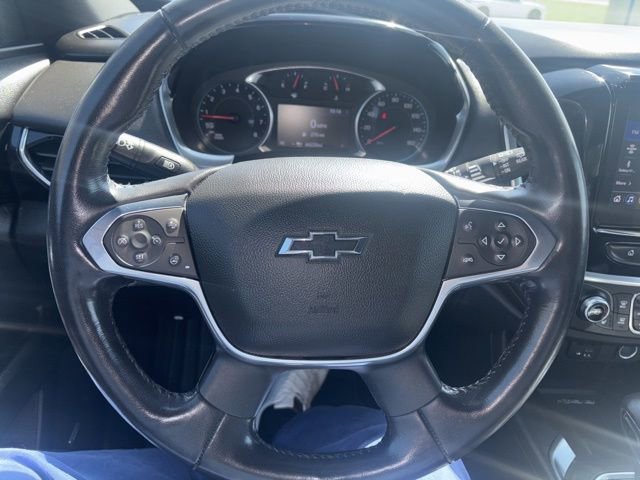 Used 2022 Chevrolet Traverse RS FWD image 18