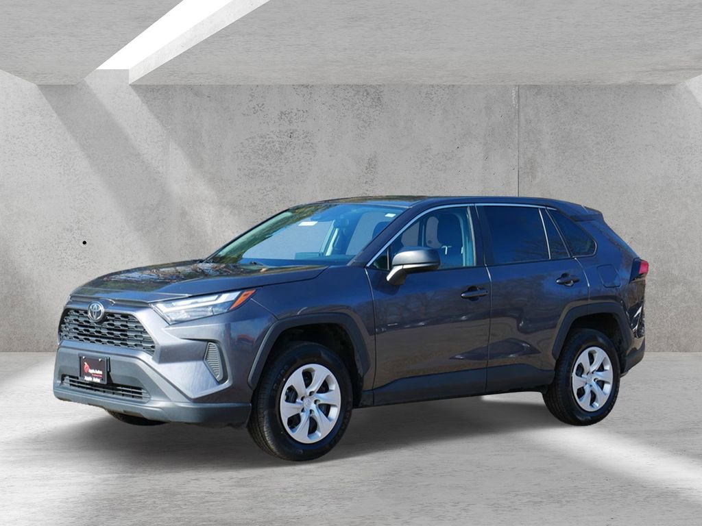 Used 2024 Toyota RAV4 LE image 6