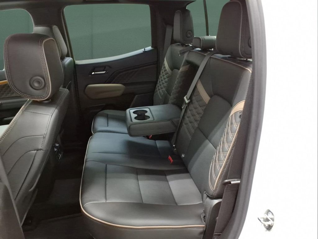 Used 2023 GMC Canyon Denali AWD/4WD image 25