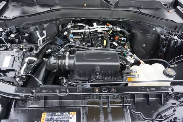 Certified 2023 Ford Explorer XLT w/ Equipment Group 202A RWD image 14