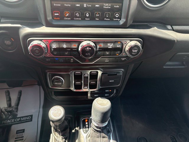 Used 2023 Jeep Wrangler Unlimited Sahara w/ Cold Weather Group AWD/4WD image 33