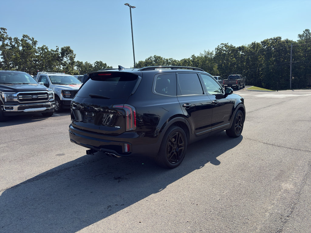Used 2025 Kia Telluride SX X-Line AWD/4WD image 3