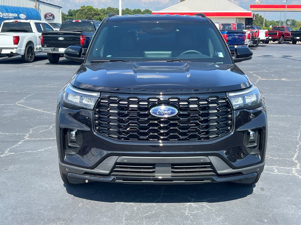Certified 2026 Ford Explorer ST-Line RWD image 2
