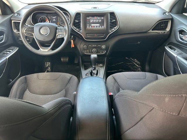 Used 2020 Jeep Cherokee Latitude FWD image 10