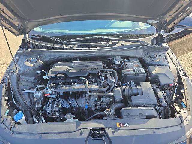 Used 2023 Hyundai Elantra Limited FWD image 35