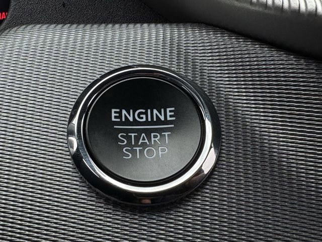 Certified 2025 Ford Explorer ST-Line image 23