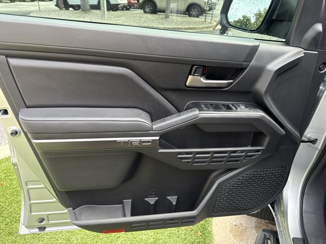 Used 2025 Toyota Tacoma TRD Off-Road AWD/4WD image 13