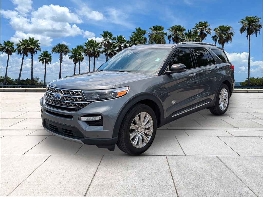Certified 2024 Ford Explorer King Ranch w/ Technology Package RWD image 3