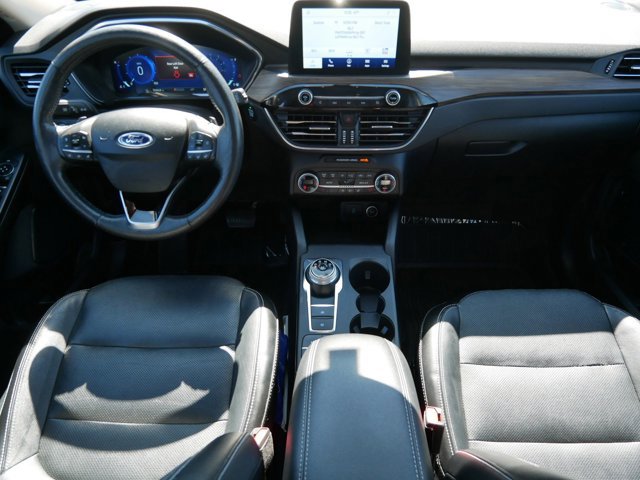 Certified 2020 Ford Escape Titanium AWD/4WD image 16