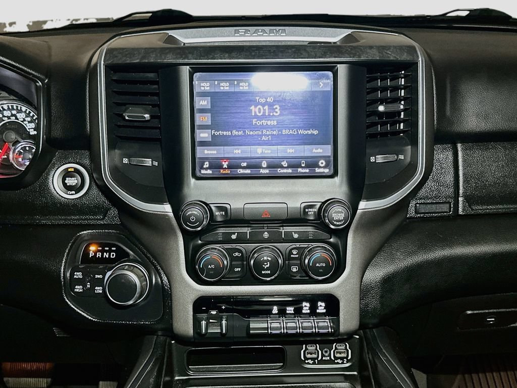Used 2020 RAM 1500 Big Horn AWD/4WD image 14