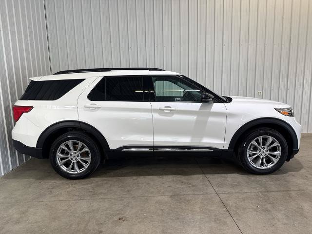 Certified 2023 Ford Explorer XLT w/ Equipment Group 202A AWD/4WD image 28