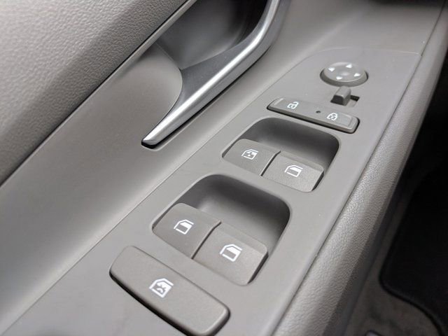 Used 2023 Hyundai Elantra SEL w/ Convenience Package image 19