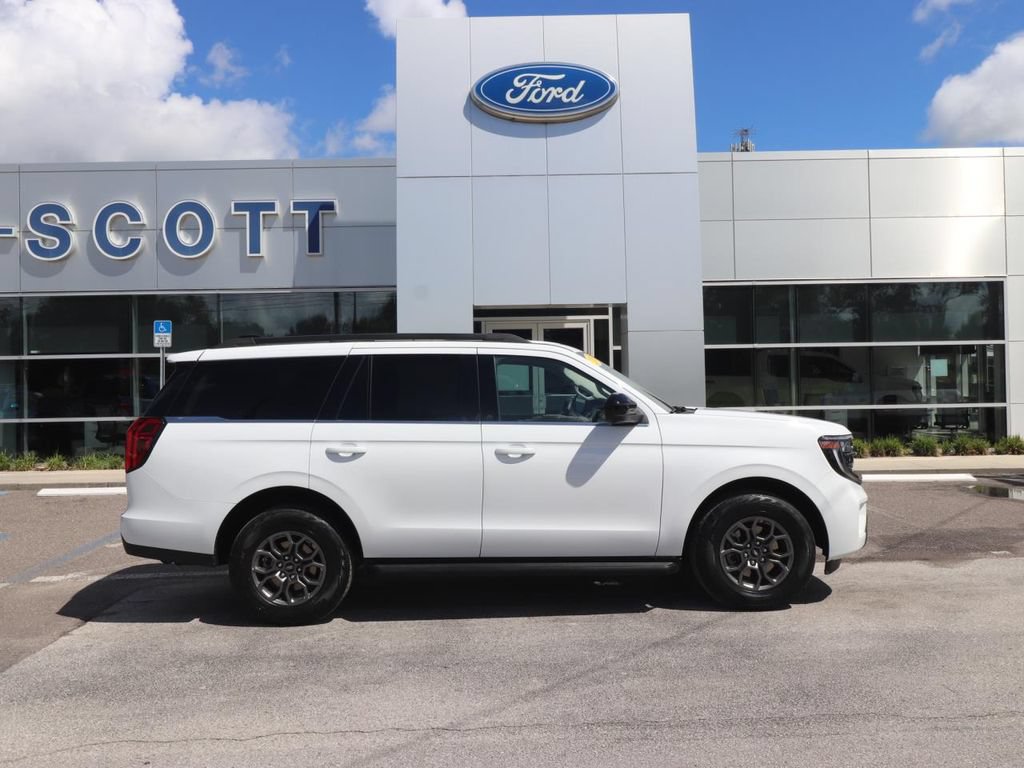 Certified 2025 Ford Expedition Active RWD image 18