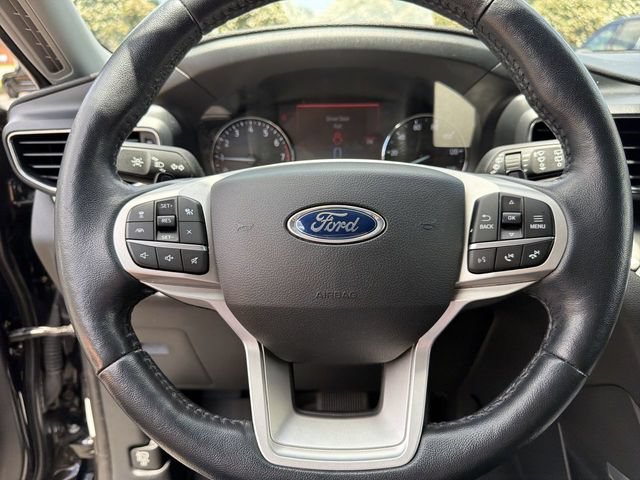 Certified 2020 Ford Explorer XLT w/ Equipment Group 202A AWD/4WD image 14