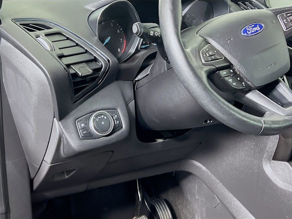 Certified 2019 Ford Escape Titanium AWD/4WD image 12