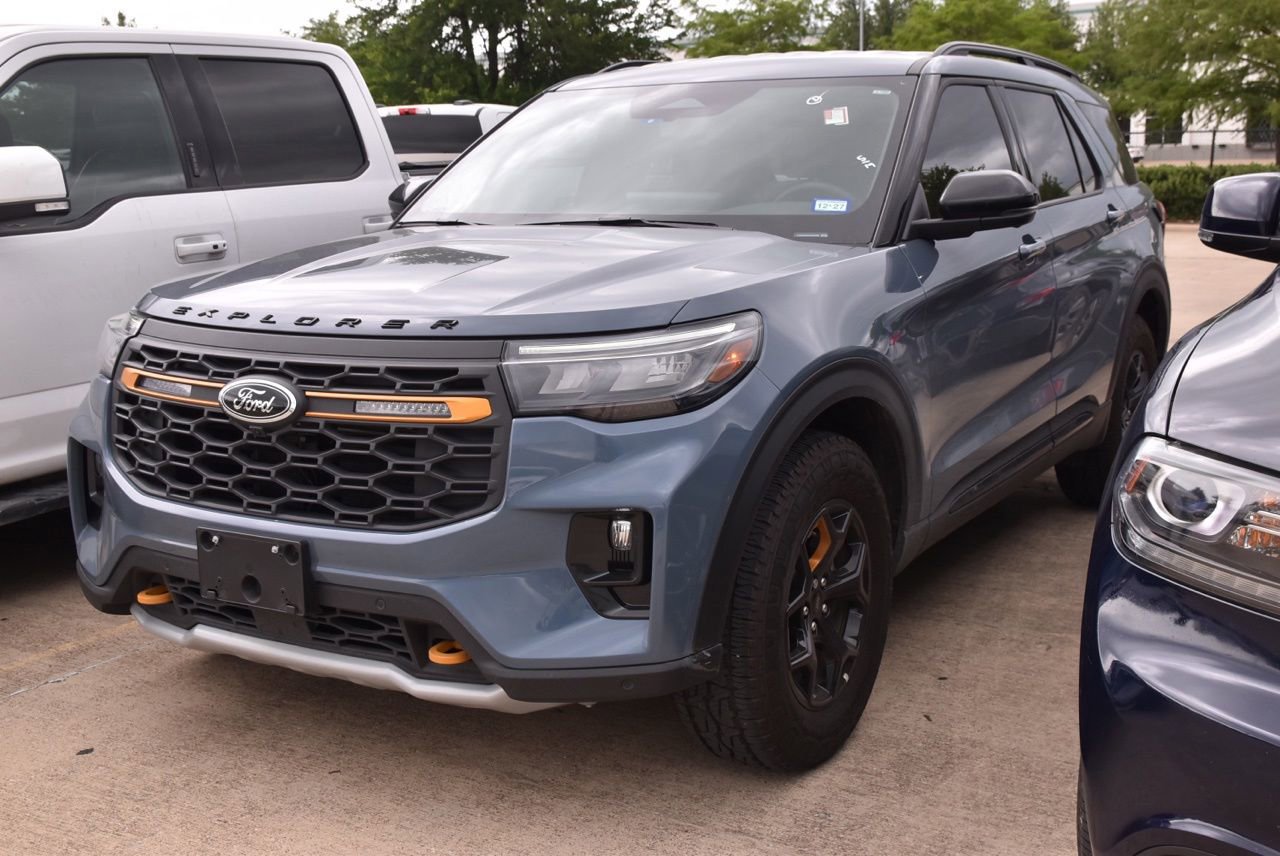Certified 2026 Ford Explorer Tremor w/ Tremor Convenience Package AWD/4WD image 2