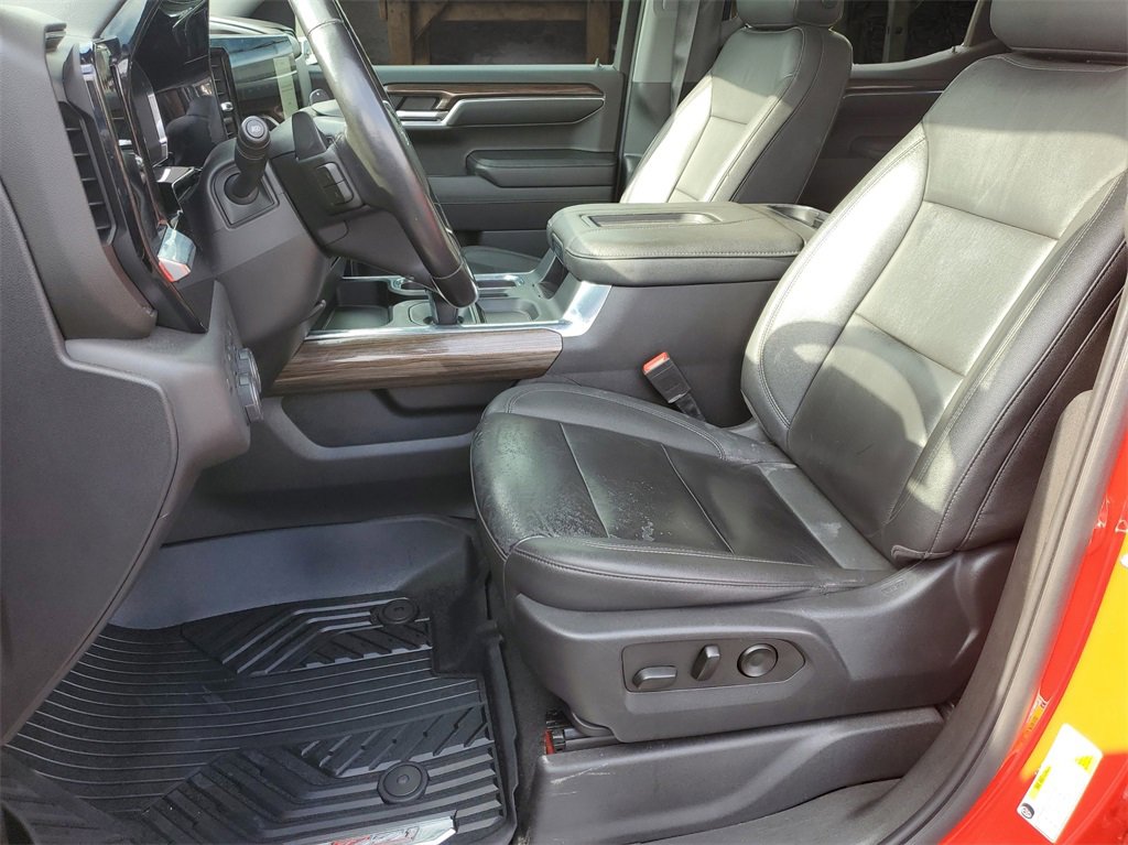 Used 2022 Chevrolet Silverado 1500 LT Trail Boss w/ LT Trail Boss Premium Package image 48