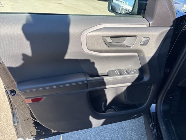 Certified 2025 Ford Bronco Sport Outer Banks w/ Outer Banks Tech Package+ AWD/4WD image 13