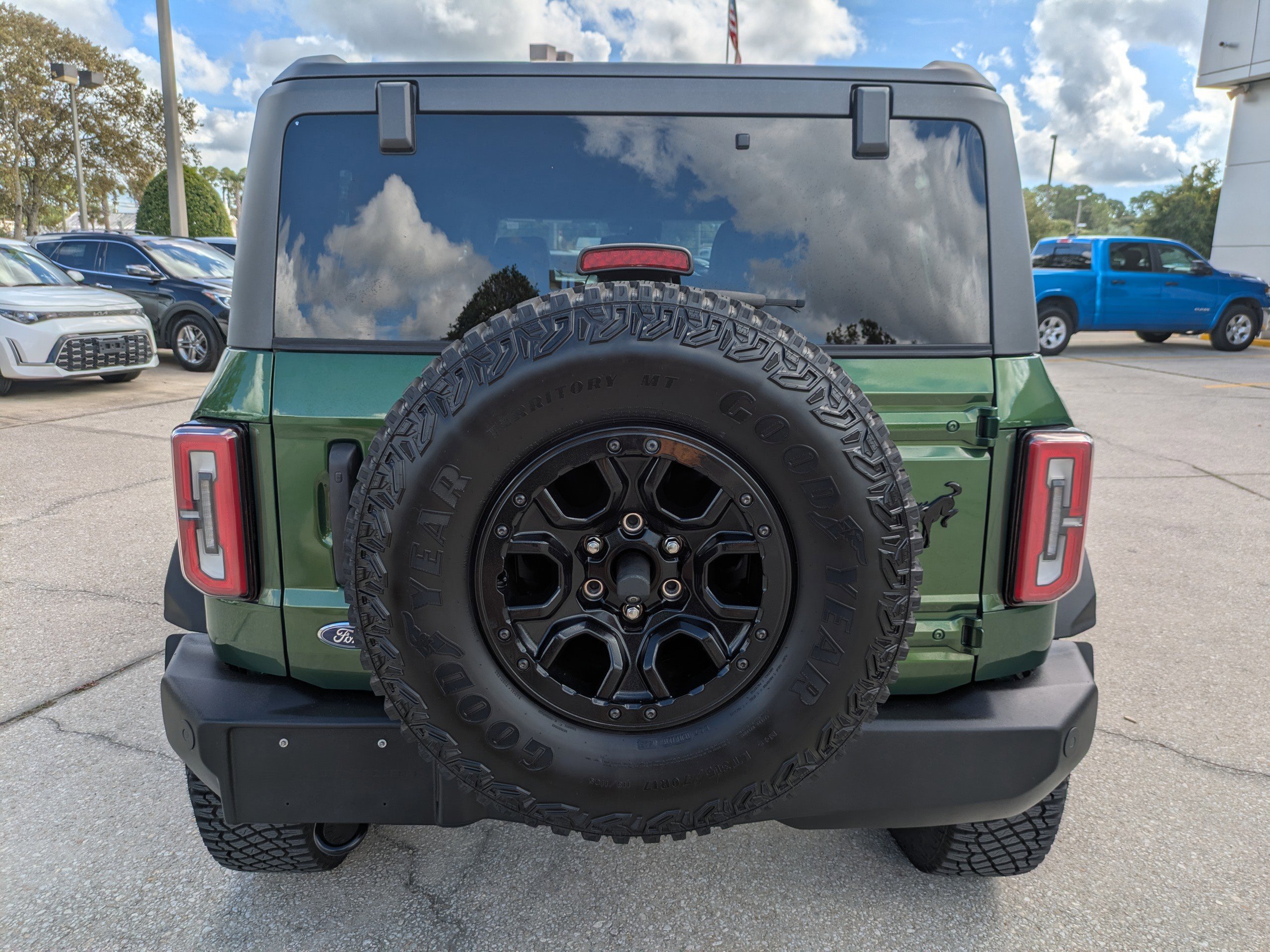 Certified 2023 Ford Bronco Wildtrak image 4