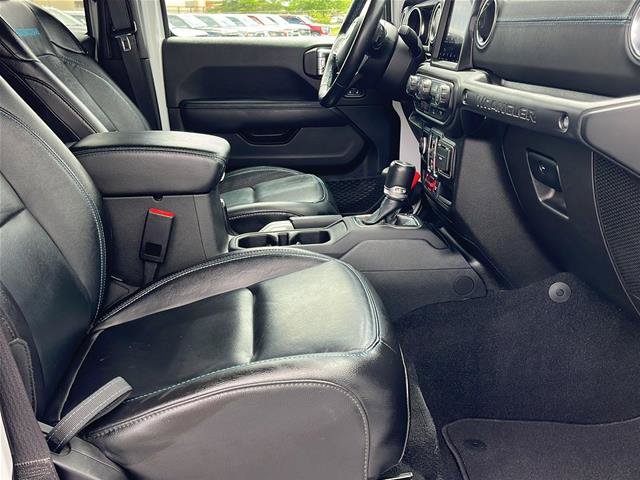 Used 2022 Jeep Wrangler Unlimited Rubicon 4xe w/ Cold Weather Group AWD/4WD image 15