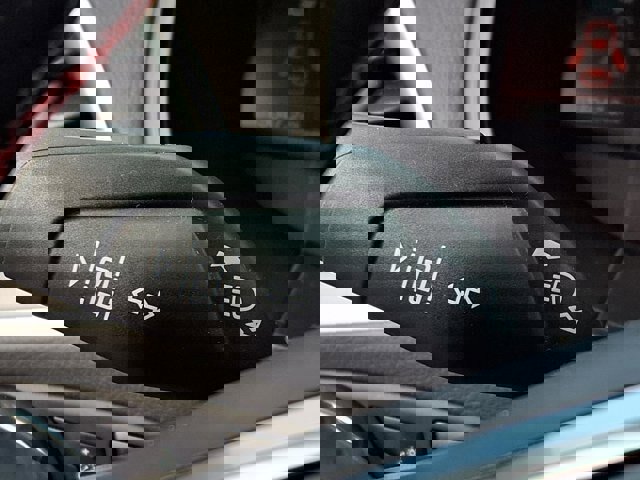 Certified 2024 Ford Edge ST-Line image 18