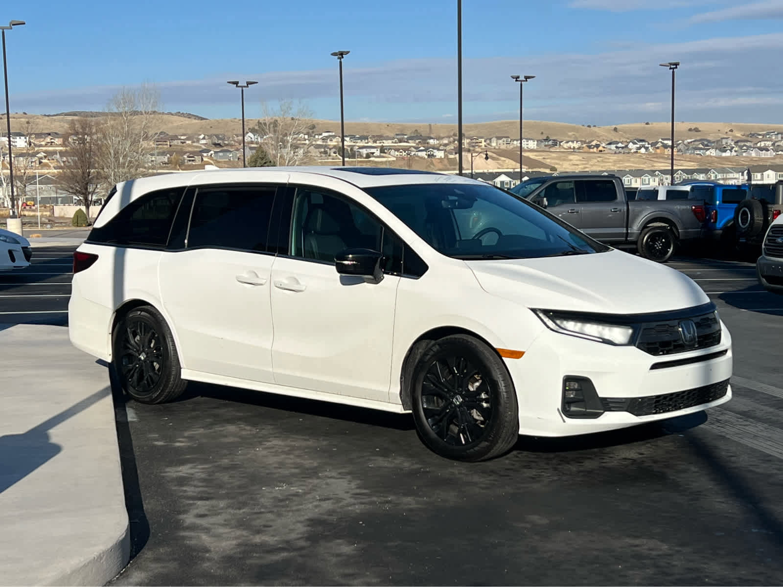 Used 2025 Honda Odyssey Sport-L image 11