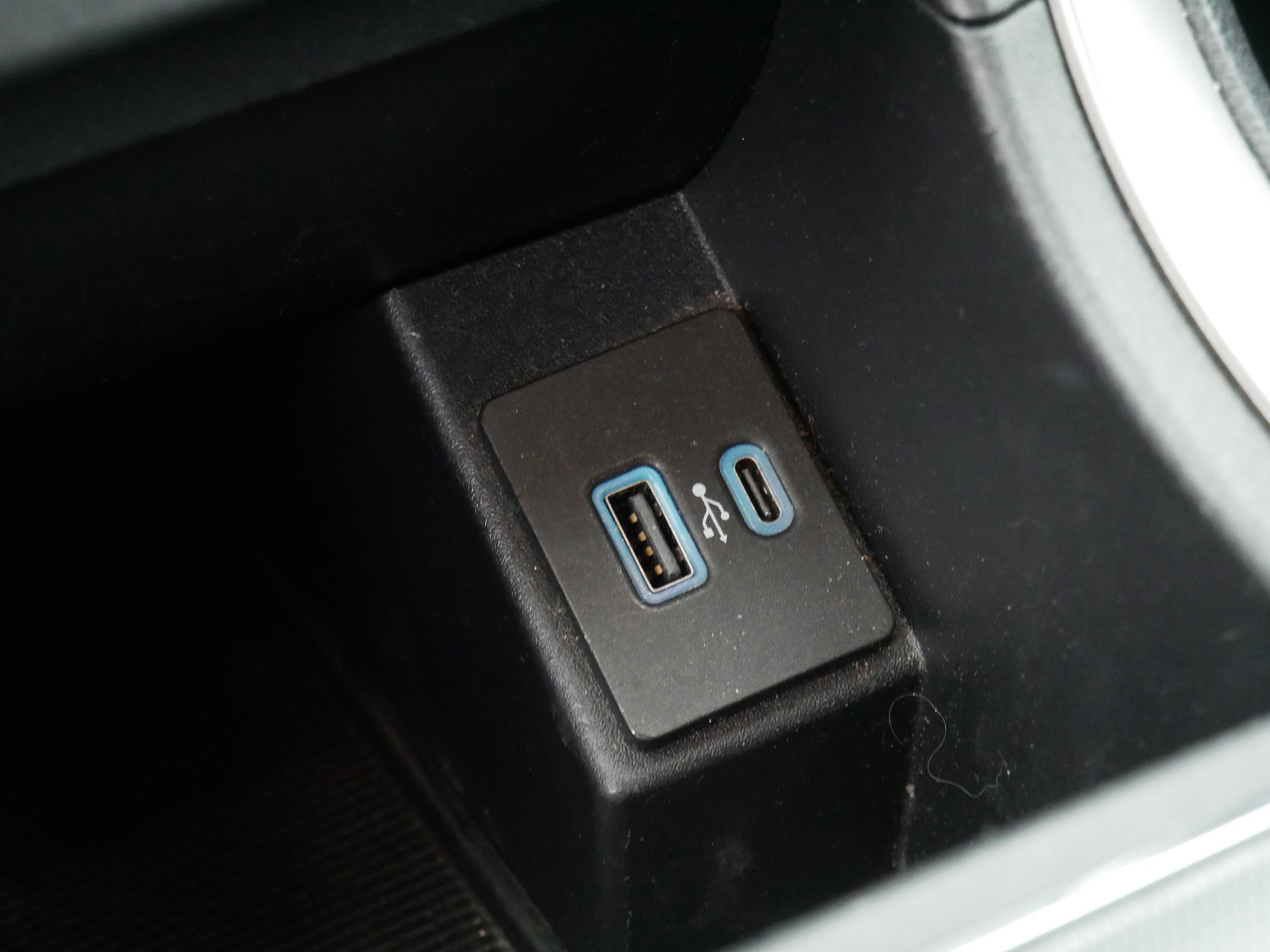 Certified 2022 Ford Edge SEL image 33