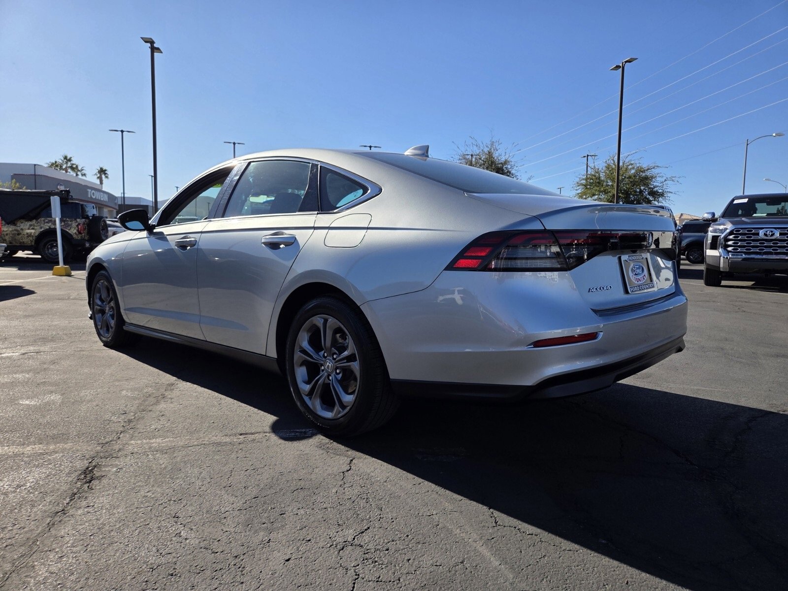 Used 2024 Honda Accord EX image 3